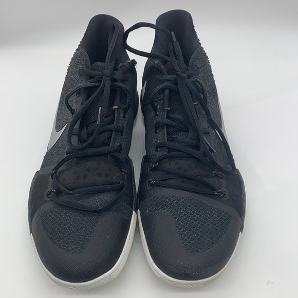 Men’s KYRIE 3 BLK/ICE Size 12 - Picture 1 of 9